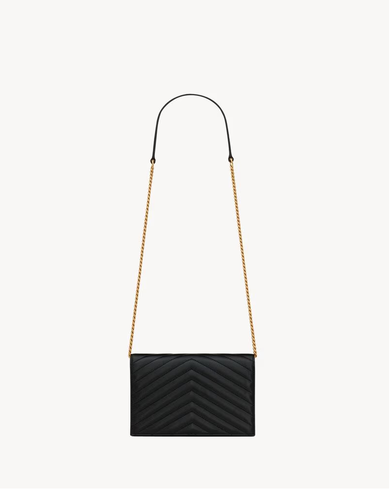 CASSANDRE ENVELOPE CHAIN WALLET IN LAMBSKIN